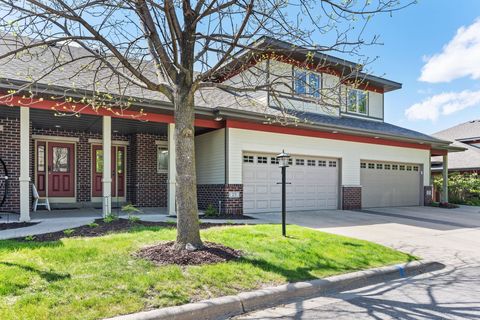 Photo of 25 Windswept Way, Fitchburg, WI 53719 (MLS # 2023996)