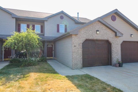 Photo of 105 Waverly Drive, Cambridge, WI 53523 (MLS # 2029351)