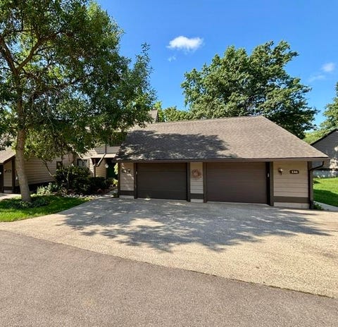 Photo of 118 Glenview Court 2 #2, Janesville, WI 53548 (MLS # 2030710)