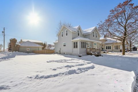 Tiny photo for 126 Reagles Street, Arlington, WI 53911 (MLS # 2013489)