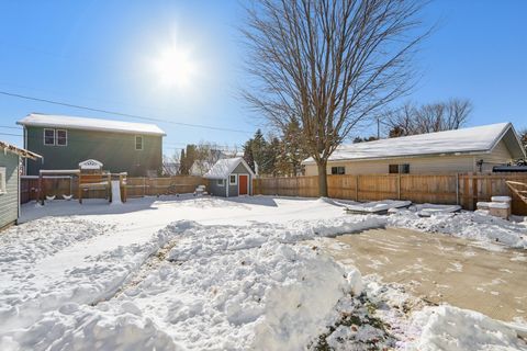 Tiny photo for 126 Reagles Street, Arlington, WI 53911 (MLS # 2013489)