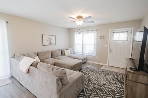 Photo of 1400 Bea Ann Drive, Dodgeville, WI 53533 (MLS # 2017982)