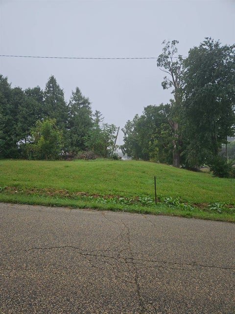 Photo of 115 7th Street, Mount Hope, WI 53816 (MLS # 2032935)