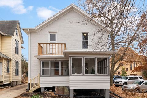 Tiny photo for 820 Jenifer Street, Madison, WI 53703 (MLS # 2012931)