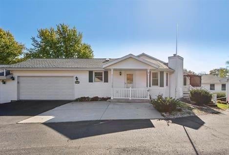 Photo of 877 Sutherland Avenue 4 #4, Janesville, WI 53545 (MLS # 2035380)