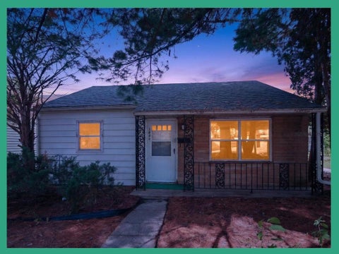 Photo of 1846 Northwestern Avenue, Madison, WI 53704 (MLS # 2030081)