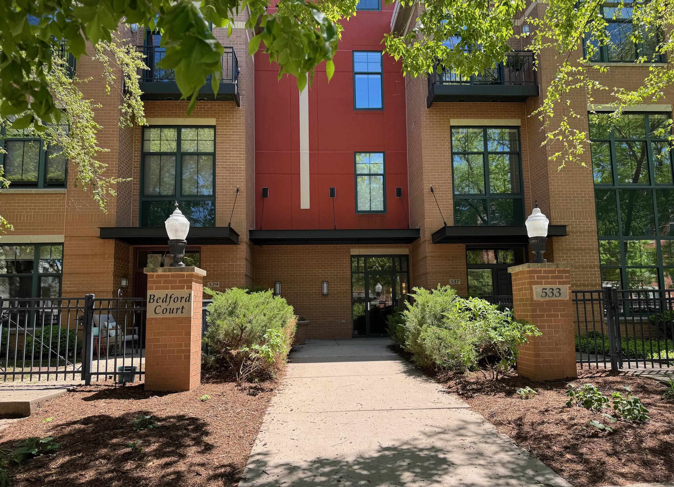 533 W. Main S Main Street 109