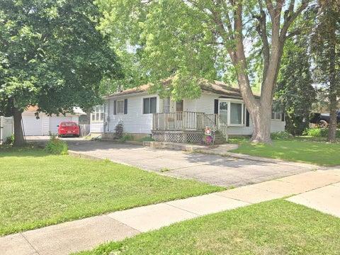 Photo of 920 Newbury Street, Ripon, WI 54971 (MLS # 2028479)