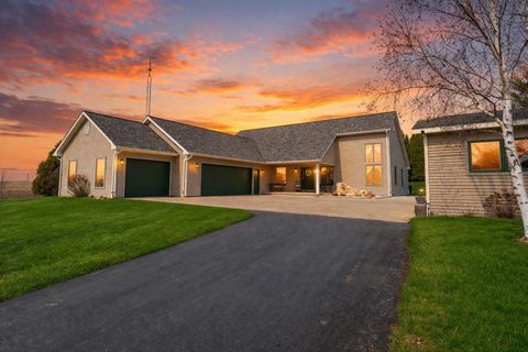 Photo of 207 W 2nd Street, Friesland, WI 53935 (MLS # 2018444)