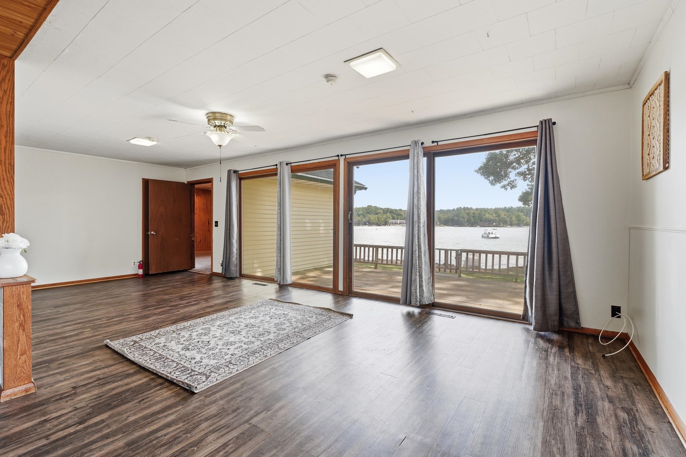 40 Bayer Lane