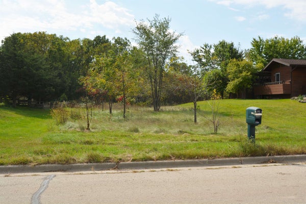 JORDAN WAY, SPRING GREEN, WI 53588 - Image e29464b2f9b6c1ec60bbf6e508ee4a5b/3221833063