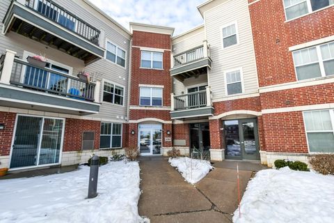 5198 Sassafras Drive Unit 205, Fitchburg, WI 53711 - #: 1996965