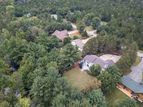 Photo of 207 W Cardinal Drive, Necedah, WI 54646 (MLS # 2009462)