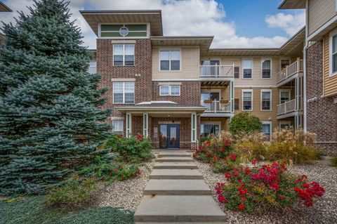 Photo of 5831 Lupine Lane 322 #322, Madison, WI 53718 (MLS # 2010419)