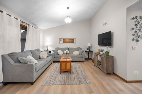 Tiny photo for 2107 Meadowlark Drive, Janesville, WI 53546 (MLS # 2013062)