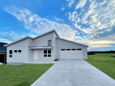 123 Lupine Avenue, Poynette, WI 53955 - #: 1985127