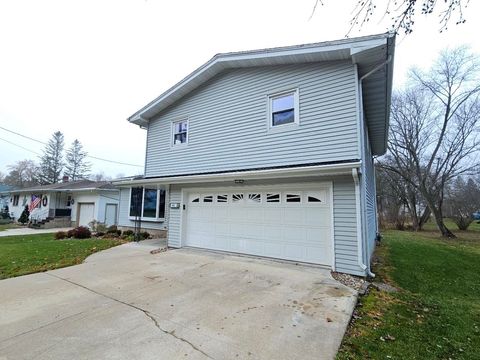 Tiny photo for 202 Wisconsin Street, Wonewoc, WI 53968 (MLS # 2012731)
