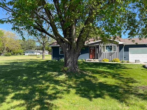 Photo of 3025 W Beloit Newark Road, Beloit, WI 53511 (MLS # 2023379)