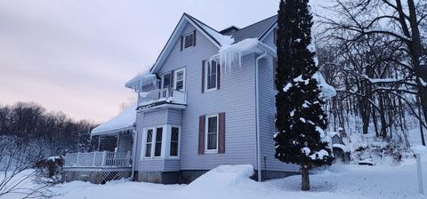 Photo of S1205 County Road Y, Wonewoc, WI 53968 (MLS # 2018245)