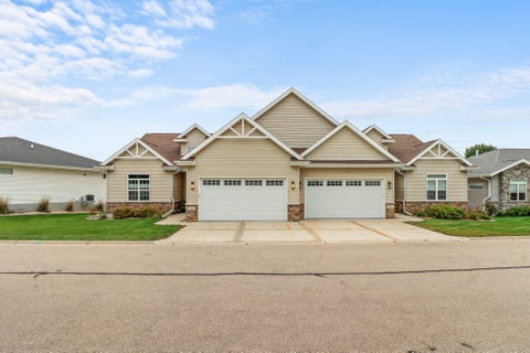 Photo of 12 Prince Way, Fitchburg, WI 53711 (MLS # 2033702)