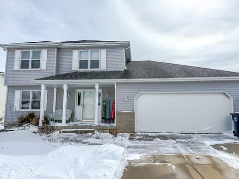 Photo of 221 Overlook Terrace, Marshall, WI 53559 (MLS # 2018547)