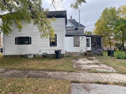 Tiny photo for 151 N Pearl Street, Berlin, WI 54923 (MLS # 2010919)
