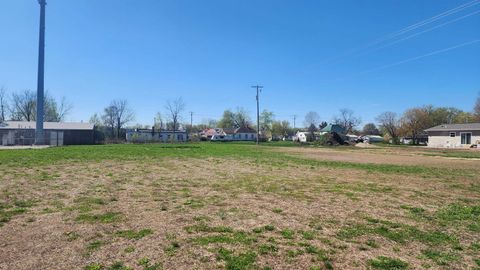 Photo of 314 E Pine Street, Prairie Du Chien, WI 53581 (MLS # 2021234)