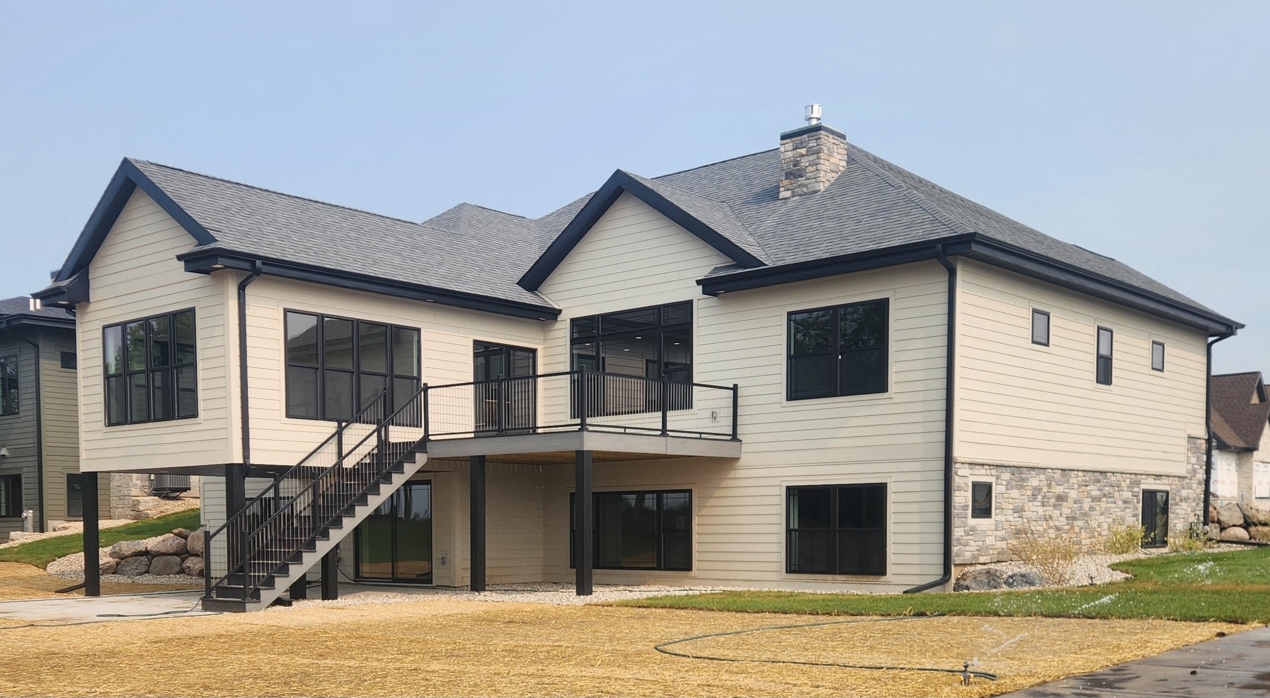 1100 Moll Drive