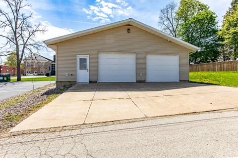 Photo of 308 N Montgomery Street, Dodgeville, WI 53533 (MLS # 2022612)