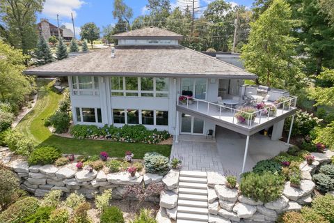 Photo of 521 Canyon Circle, Wisconsin Dells, WI 53965 (MLS # 2022236)