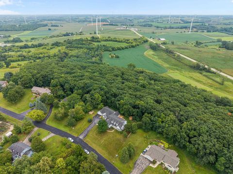 Tiny photo for N5383 Buena Vista Drive, Fond Du Lac, WI 54937 (MLS # 2011944)