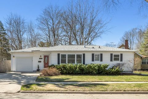 Photo of 3701 Sargent Street, Madison, WI 53714 (MLS # 2020305)
