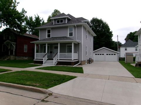 Photo of 311 DeClark Street, Beaver Dam, WI 53916 (MLS # 2026793)