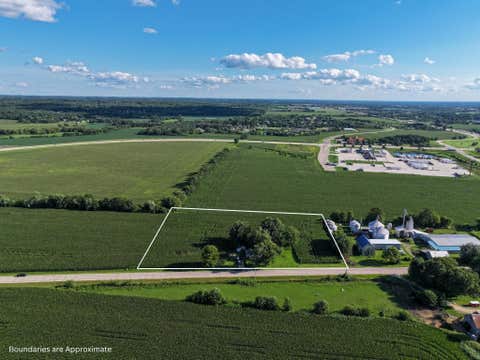 Photo of 2724 E Stateline Road, Beloit, WI 53511 (MLS # 2031031)