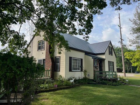 Tiny photo for 101 Raymond Street, Friendship, WI 53934 (MLS # 2008038)