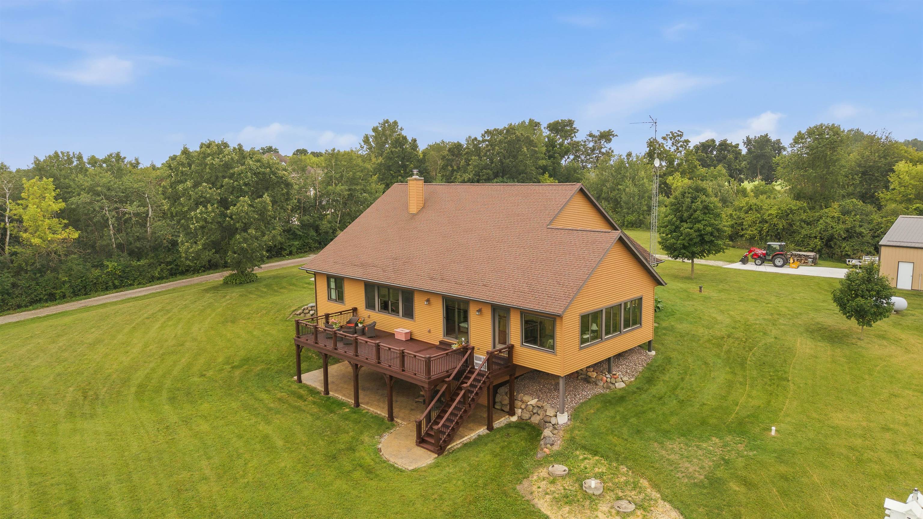 W6068 Neitzel Road