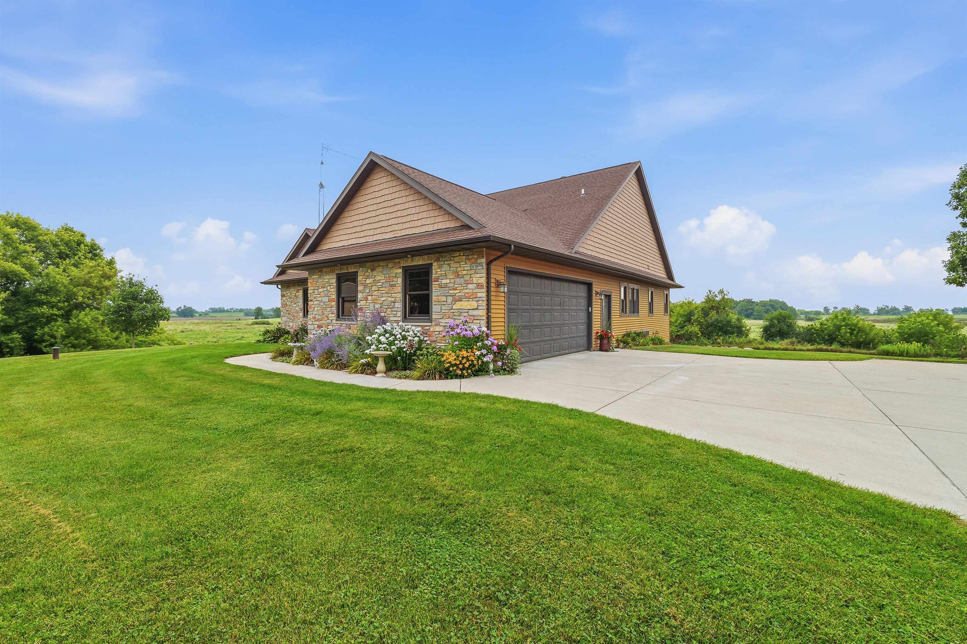 W6068 Neitzel Road