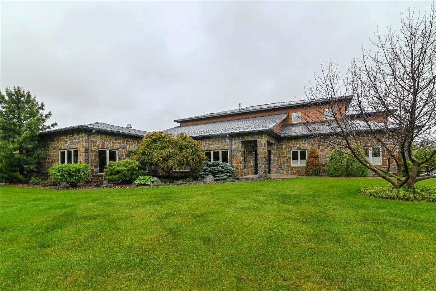 Edgerton, Wisconsin 53534, United States, 3 Bedrooms Bedrooms, ,3 BathroomsBathrooms,Residential,Active,139578