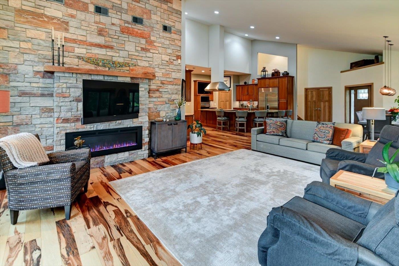 Edgerton, Wisconsin 53534, United States, 3 Bedrooms Bedrooms, ,3 BathroomsBathrooms,Residential,Active,139578