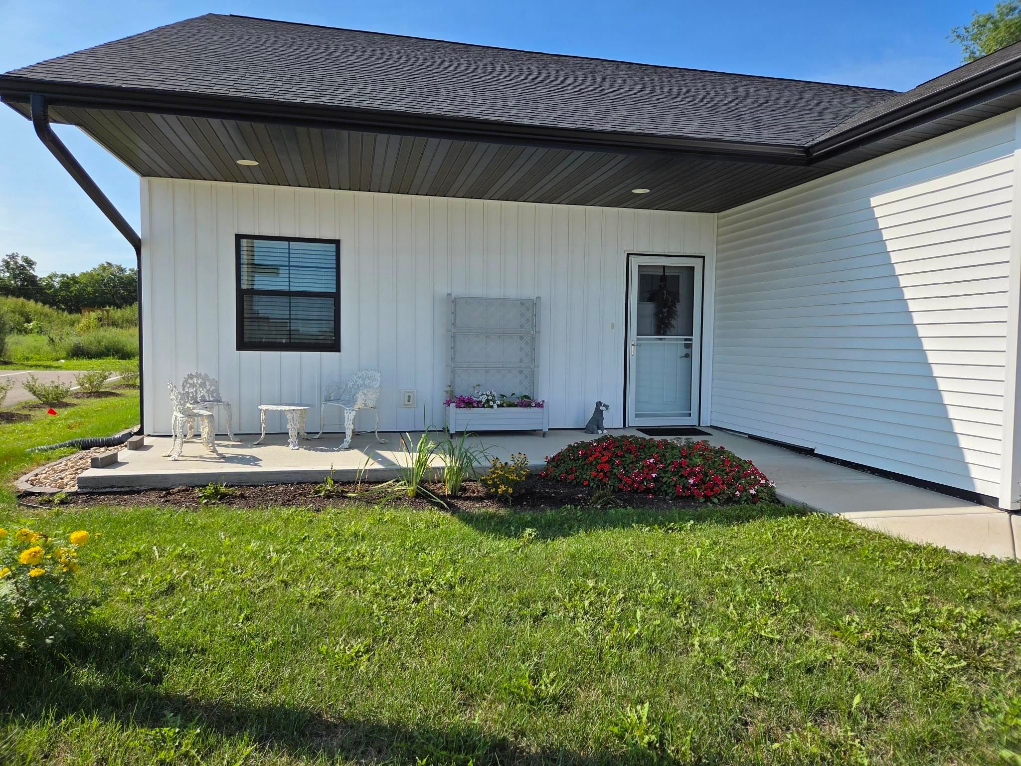 201 Boann Terrace - Photo 2