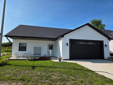 Photo of 201 Boann Terrace, Belleville, WI 53508 (MLS # 2031264)