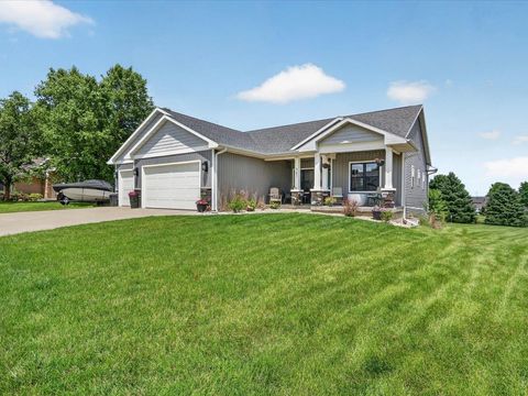 Photo of 541 Rimrock Road, Janesville, WI 53548 (MLS # 2026751)