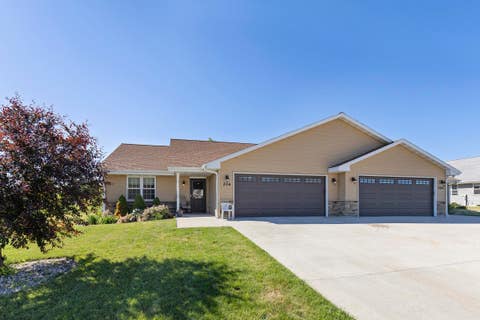 Photo of 306 E Highland Avenue, Fort Atkinson, WI 53538 (MLS # 2026288)