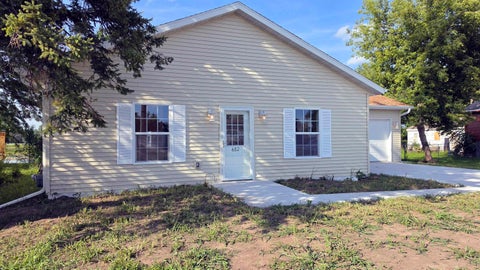 Photo of 632 W Delavan Drive, Janesville, WI 53548 (MLS # 2031720)