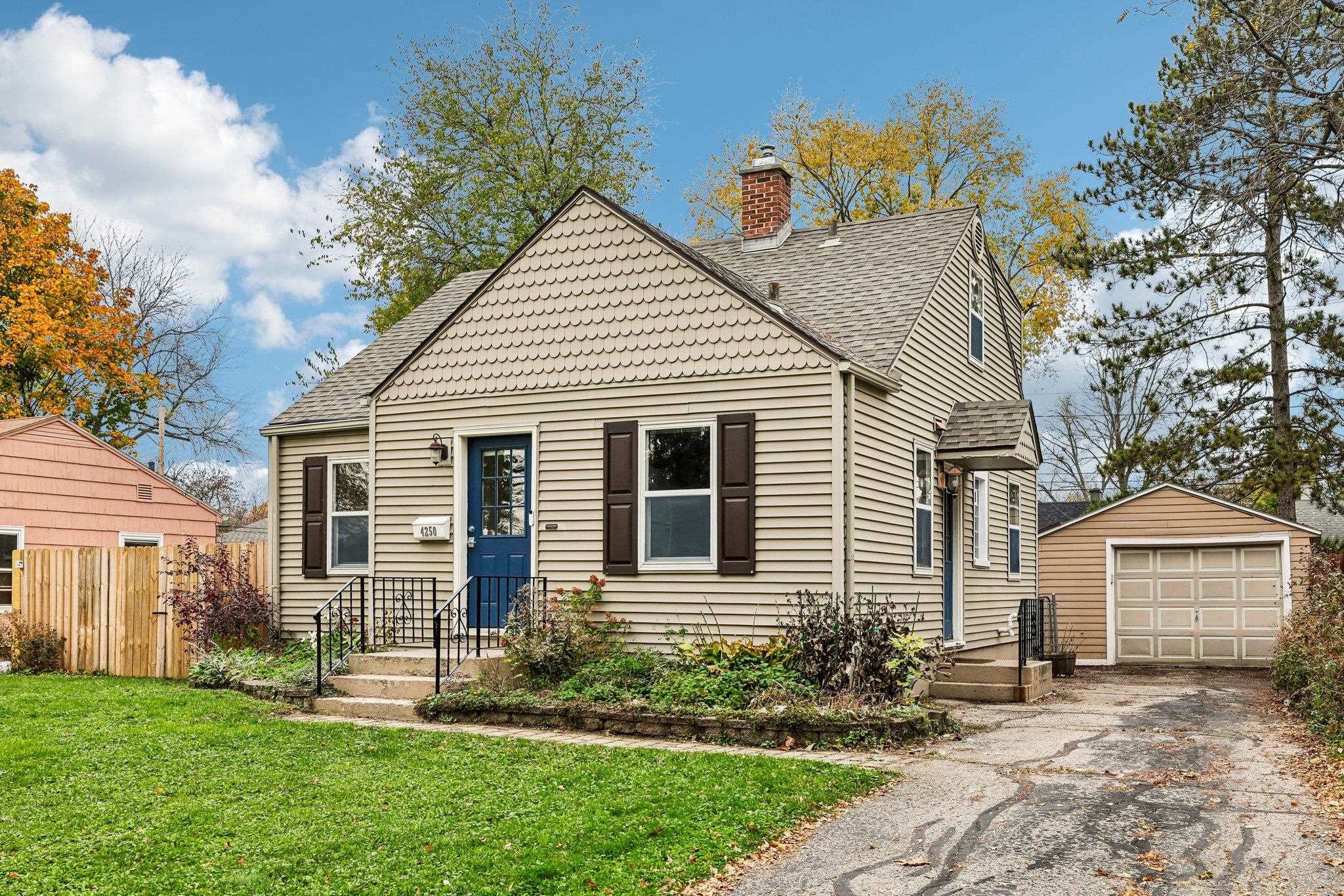 4250 Doncaster Drive