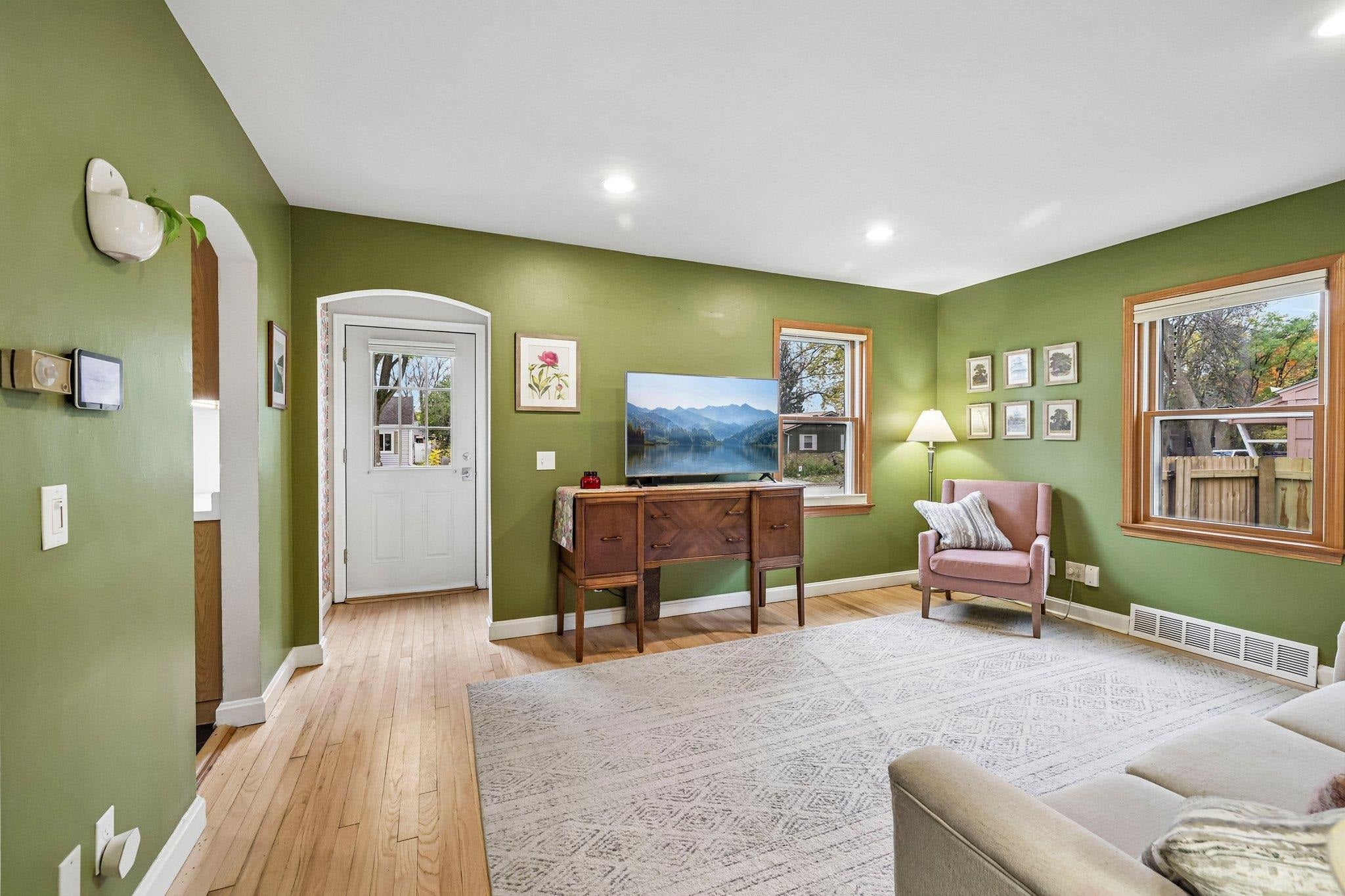 4250 Doncaster Drive