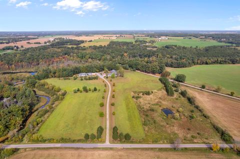 Photo of 9364 Spring Creek Road, Amherst, WI 54406 (MLS # 2009888)