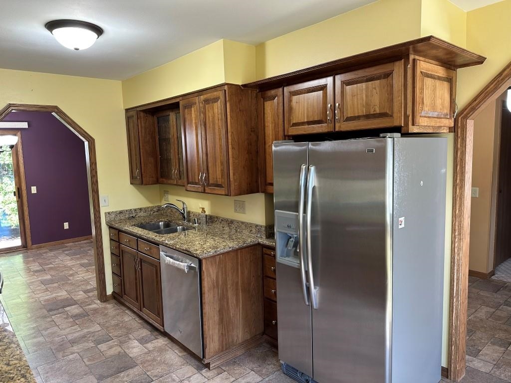 Stoughton, Wisconsin 53589, United States, 4 Bedrooms Bedrooms, ,3 BathroomsBathrooms,Residential,Active,219002