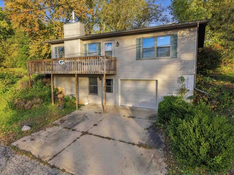 Photo of 8 E Deerfield Street, Deerfield, WI 53531 (MLS # 2035080)