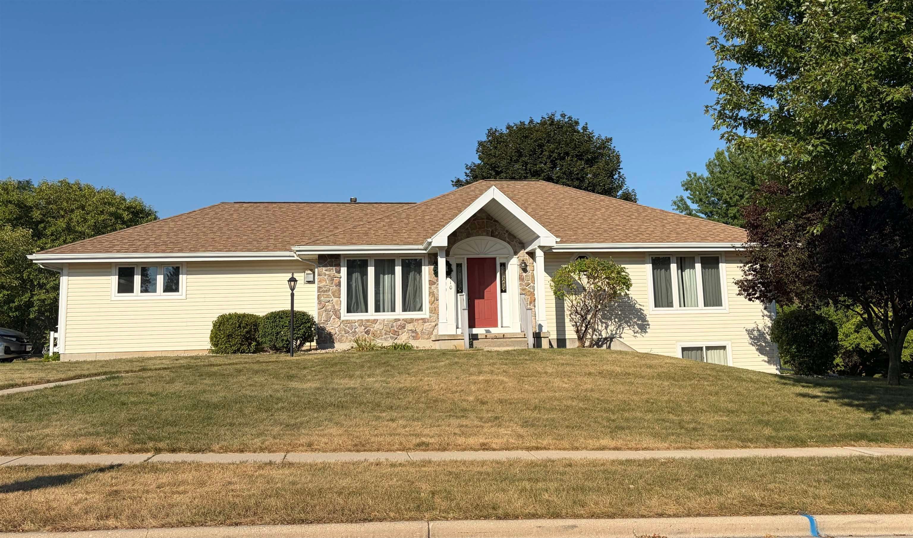 5410 Sandhill Drive